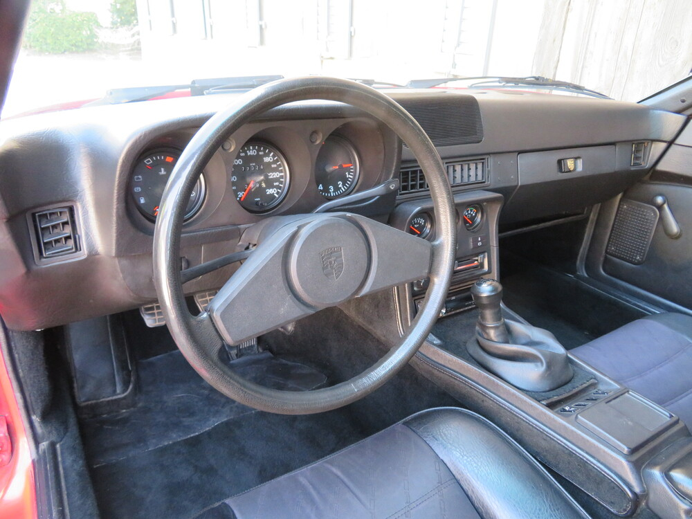 Porsche 924 S Coupé